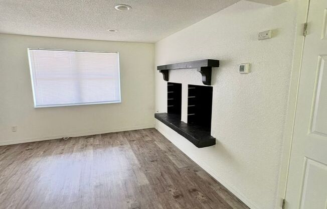 AVAILABLE NOW 2/1 SINGLE FAMILY HOME IN HOLIDAY, FLORIDA