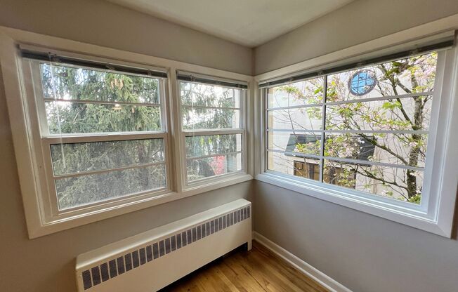 1 bed, 1 bath, 607 sqft, $1,425, Unit 410