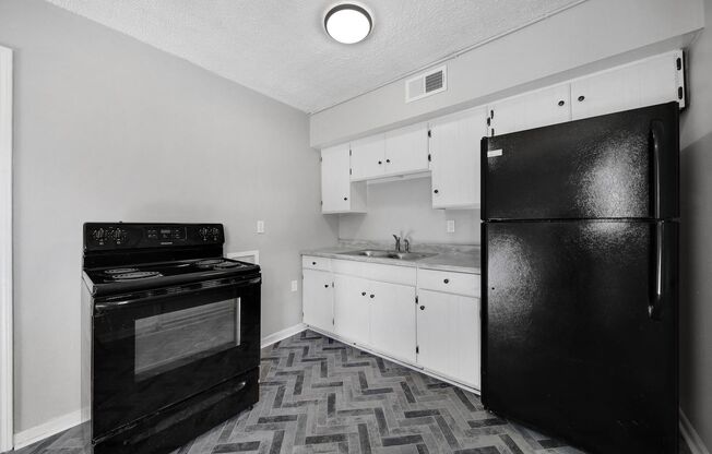 2 beds, 1 bath, 750 sqft, $950, Unit T1