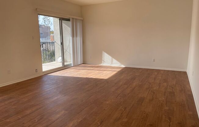 8729 Ashcroft 26,LLC