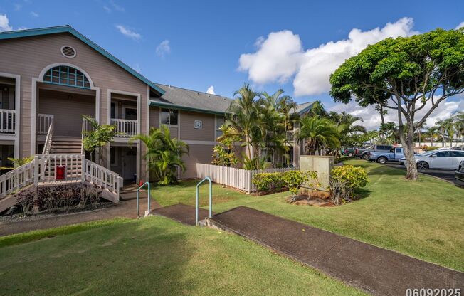 $2,700 / 2br - 750ft2 - 2br/2ba/1pkg Townhouse in Hoomaka Village(Waipahu)