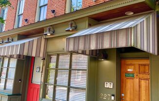 Apartment in Historic Mt Vernon Building