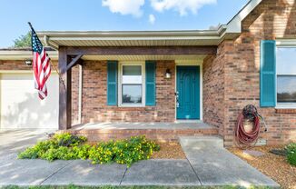 3 beds, 2 baths, $1,650