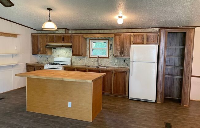 3 bed 2 bath mobile home in Star!