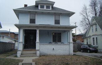 637 LAWTON PL PL