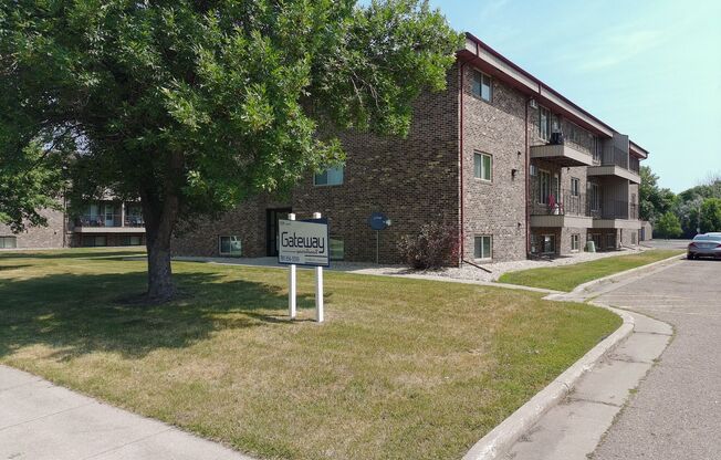 Gateway Circle Apartments