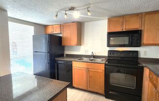 2 beds, 2 baths, $1,400