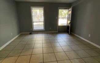 2 beds, 1 bath, 1,000 sqft, $900, Unit 6419 Rockford Drive