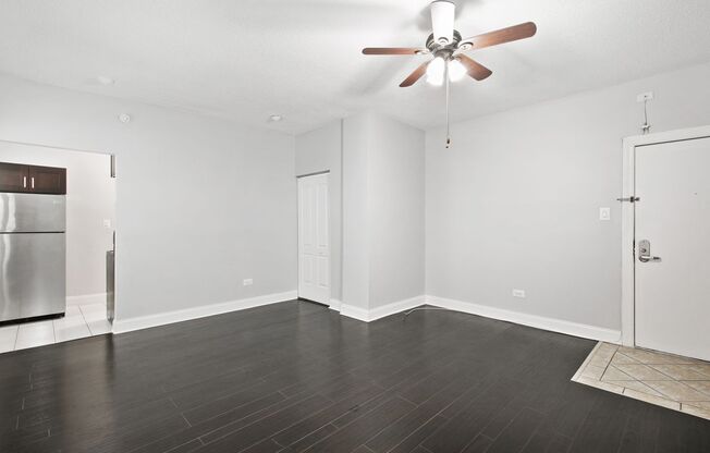 2 beds, 2 baths, 1,000 sqft, $2,550, Unit 409