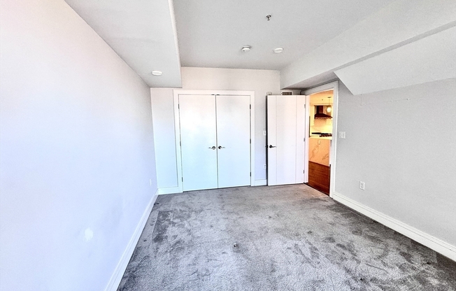 1 bed, 1 bath, 743 sqft, $2,650, Unit 402