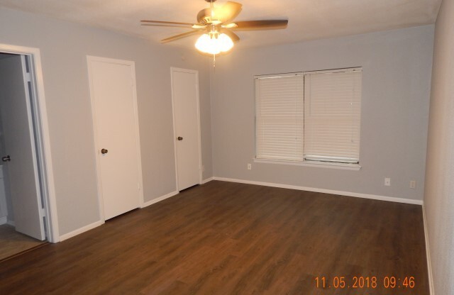 4 beds, 2 baths, $1,695