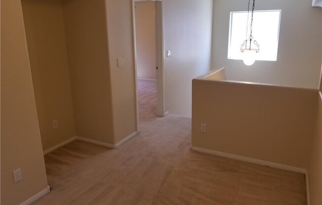 **$350 OFF 1ST MONTH RENT** Centennial Hills 3 Bedroom Home!