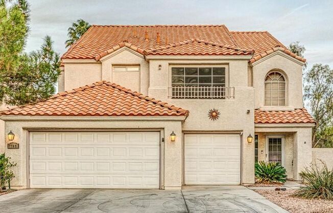 Luxurious home with private pool on Painted Desert Golf Course