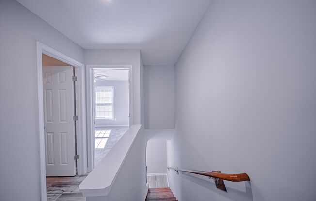 2 beds, 1 bath, 925 sqft, $1,650