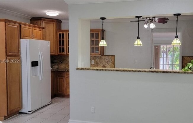 10835 SW 41 TER