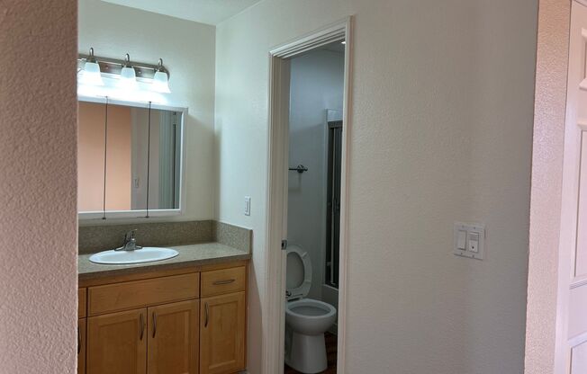 1 bed, 1 bath, 480 sqft, $2,260, Unit 13
