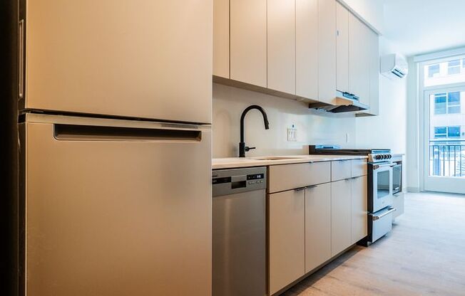 1 bed, 1 bath, 389 sqft, $2,595, Unit 205