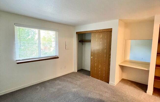 2 beds, 2 baths, 1,000 sqft, $1,675, Unit K-06