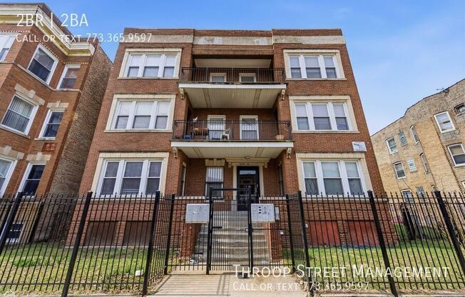 6132 S VERNON AVE