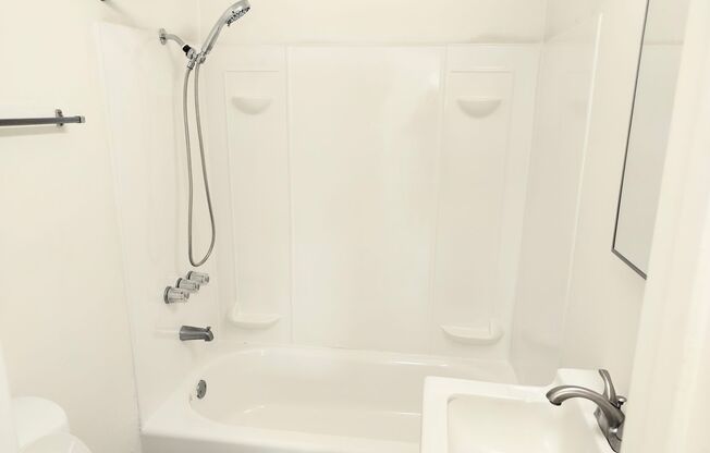 Studio, 1 bath, 350 sqft, $1,425, Unit 5478-19