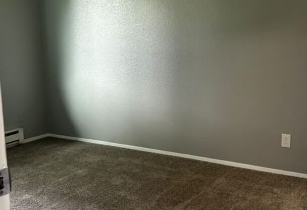 2 beds, 1 bath, 850 sqft, $1,550, Unit 1107 L7
