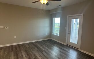 2 beds, 2 baths, 1,025 sqft, $1,385, Unit B202