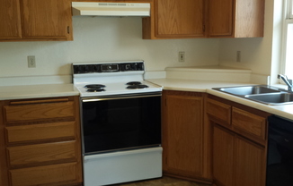 2 beds, 2 baths, $1,500