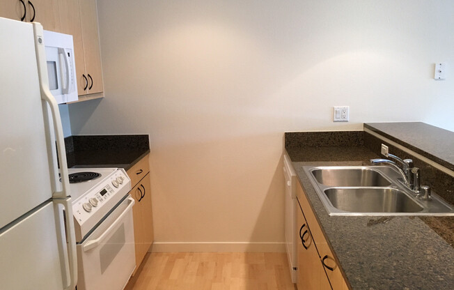 1 bed, 1 bath, 725 sqft, $2,200, Unit NC213