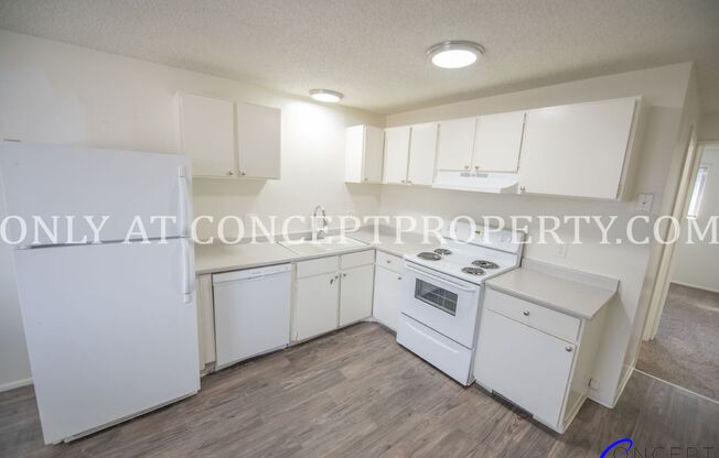 2 beds, 1 bath, 930 sqft, $1,299, Unit 59