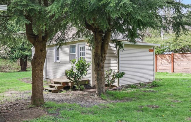 MOVE IN READY NOW! 1 bed 1 bath - Remodeled Home on Spacious 0.27-Acre Lot in SE Olympia!
