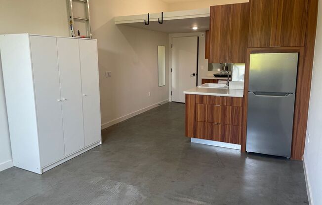 Studio, 1 bath, 329 sqft, $1,625, Unit 26-Bedroom2