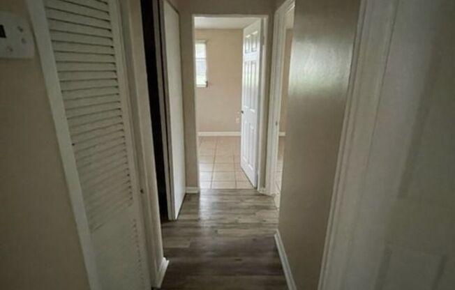 3 beds, 1 bath, $1,600