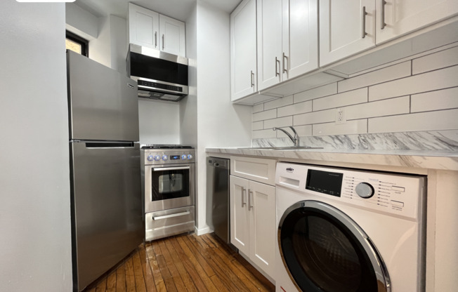 536 E 82 ST