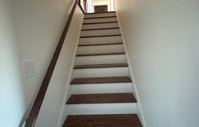 2 beds, 2 baths, 1,034 sqft, $1,350, Unit Unit 201