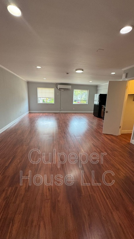 2854 W SYLVANIA