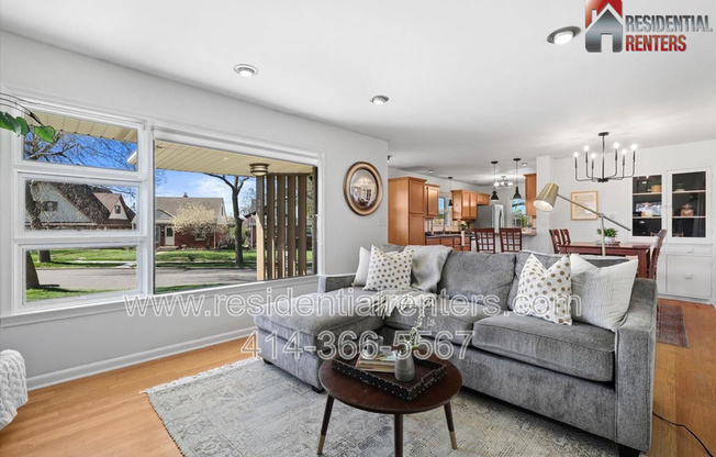 3615 N 87 ST