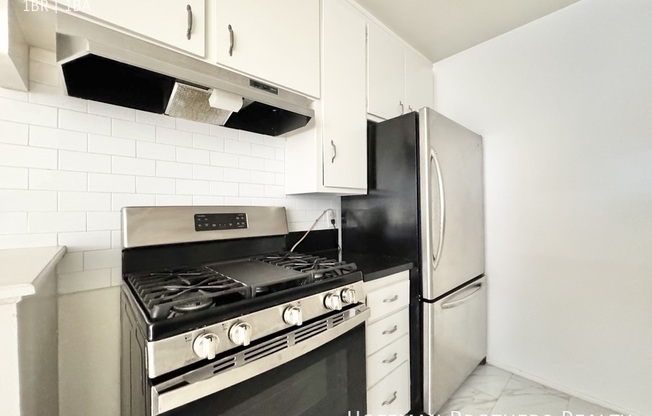 3655 Midvale Ave