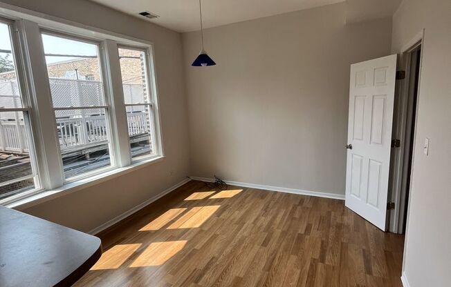 2346 W. Taylor