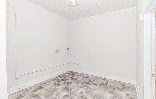 1 bed, 1 bath, 575 sqft, $1,415, Unit Unit A