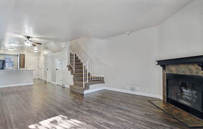 2 beds, 1.5 baths, 1,176 sqft, $1,880, Unit 106