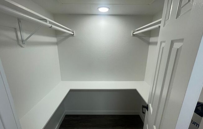 1 bed, 1 bath, 495 sqft, $2,725, Unit F-223