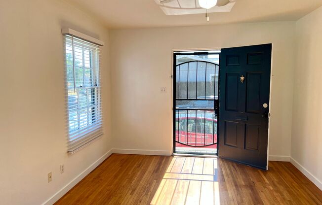 2 BR 1BA Apartment in North Park - Washer/Dryer, Pet Friendly, and Yard