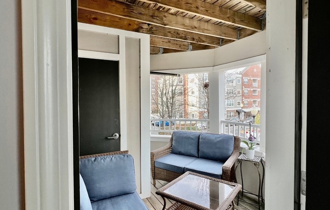 2 beds, 2 baths, 1,152 sqft, $3,800, Unit 211