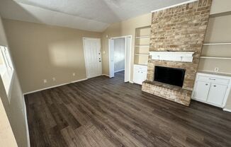 3 beds, 2 baths, $1,599