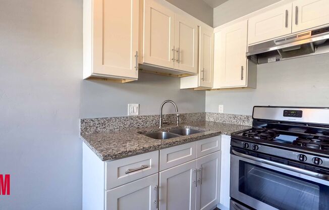 1 bed, 1 bath, $1,899, Unit 21