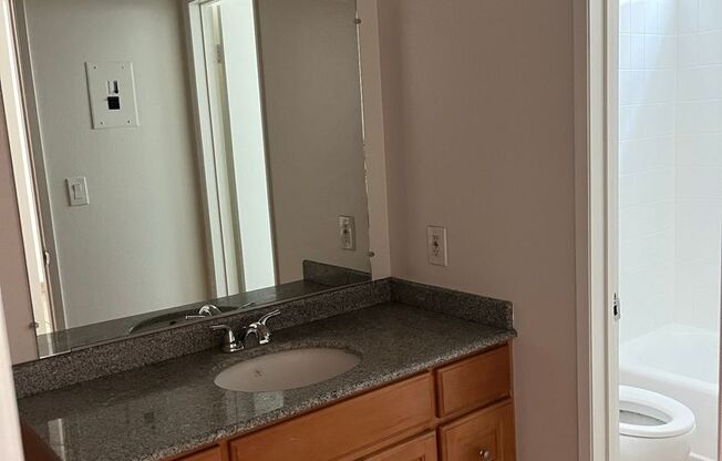 Studio, 1 bath, $1,400, Unit 132