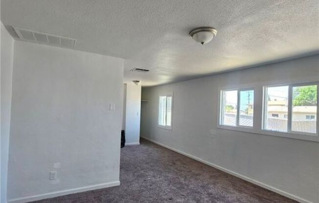 2 beds, 2 baths, $1,550