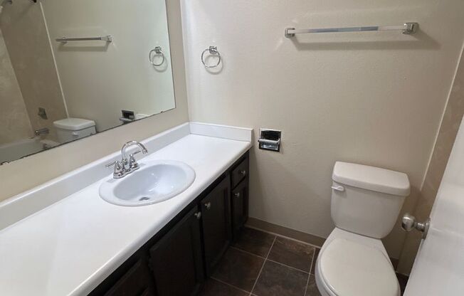 Cresswell Apartments