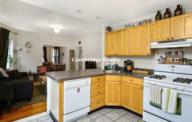 12 CUTTER AVE
