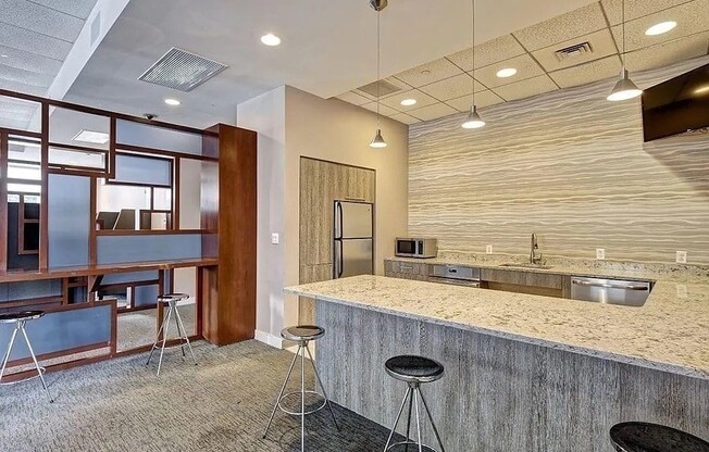 2 beds, 2 baths, 1,184 sqft, $2,800, Unit 805